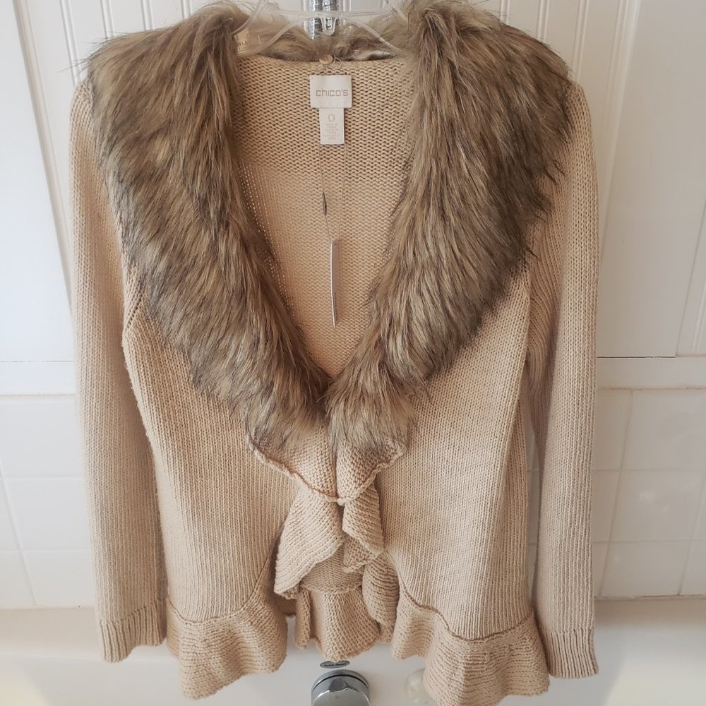 Chico's Sweater with Removable Faux Fur Collar Size 0